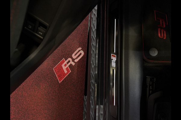 Audi RS5 Keramisch | Audi Sportpakket | Smart.Glass | Tech-Pro | HeadUp | Sportuitlaat | Panorama | B&O 3D | RS Sportstoelen Plus |