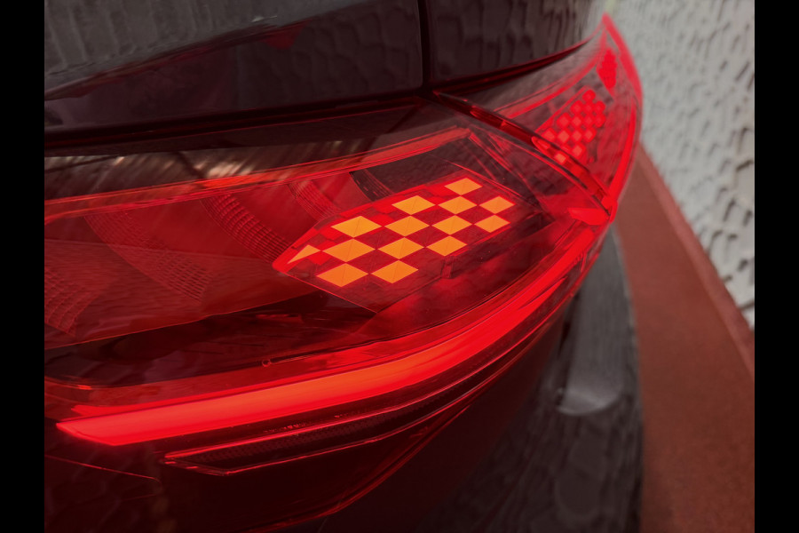 Audi RS5 Keramisch | Audi Sportpakket | Smart.Glass | Tech-Pro | HeadUp | Sportuitlaat | Panorama | B&O 3D | RS Sportstoelen Plus |
