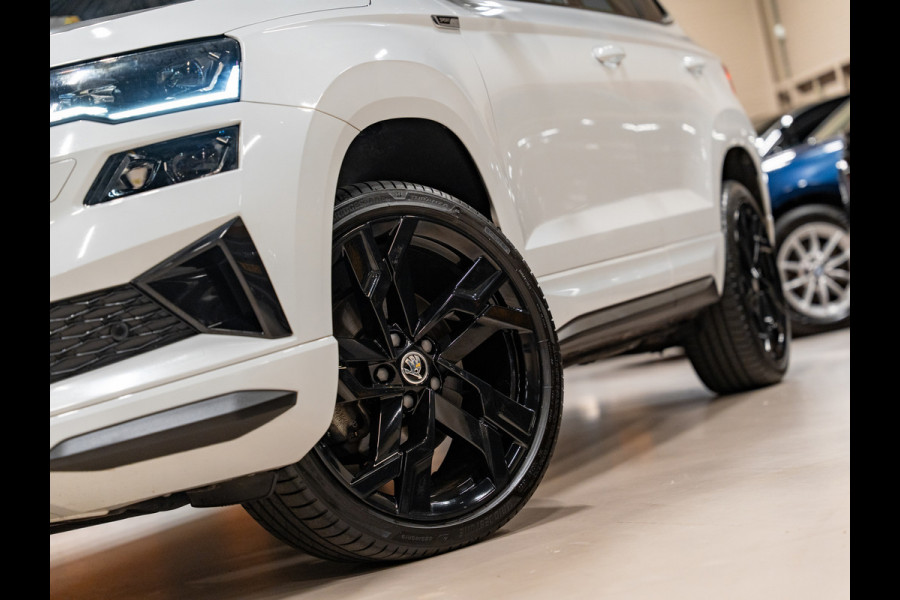 Škoda Karoq 1.5 TSI DSG ACT Sportline, Facelift, Pano, ACC, Apple Carplay, Cam, PDC, Ambiënte Light, Clima, Voll Onderhouden