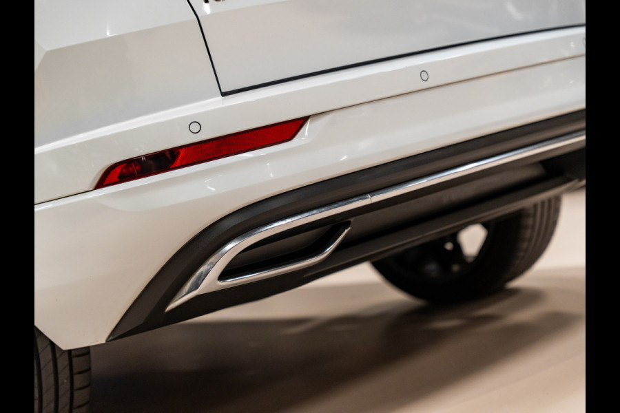 Škoda Karoq 1.5 TSI DSG ACT Sportline, Facelift, Pano, ACC, Apple Carplay, Cam, PDC, Ambiënte Light, Clima, Voll Onderhouden