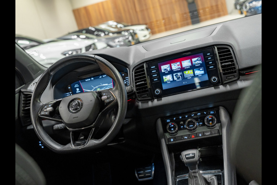 Škoda Karoq 1.5 TSI DSG ACT Sportline, Facelift, Pano, ACC, Apple Carplay, Cam, PDC, Ambiënte Light, Clima, Voll Onderhouden