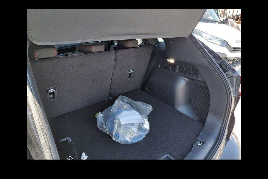 Ford Kuga 2.5 PHEV ST-Line 243pk | Driver Assistance Pack | Winter Pack | All Weather Banden