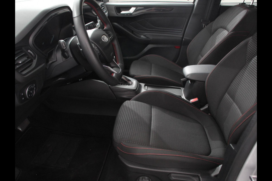 Ford FOCUS Wagon 1.0 125pk Hybrid Automaat ST Navigatie Climate control Cruise control Apple Carplay/Android Auto Lichtmetalen velgen Parkeersensoren Led Matrix koplampen