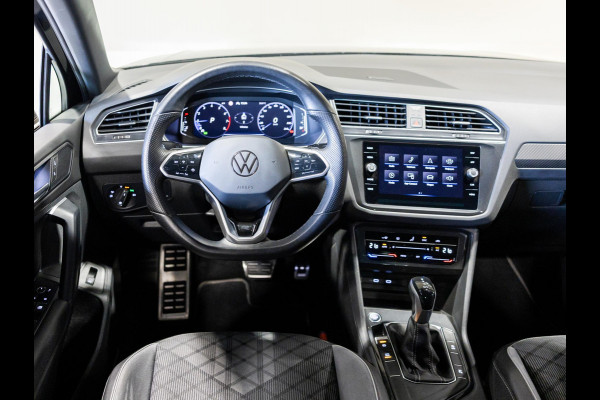 Volkswagen Tiguan 1.5 TSI 2x R-Line Business+ / 150pk / Trekhaak / NAP / Rondomzicht camera / Keyless /