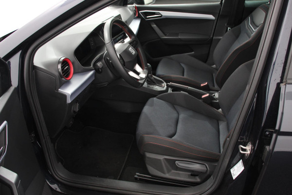 Seat Ibiza 1.0 TSI 110pk DSG FR Automaat Navigatie Apple Carplay/Android Auto Camera Parkeersensoren Adaptive cruise control Keyless Entry/Start Virtual Cockpit Stoelverwarming Ledverlichting Getinte ramen
