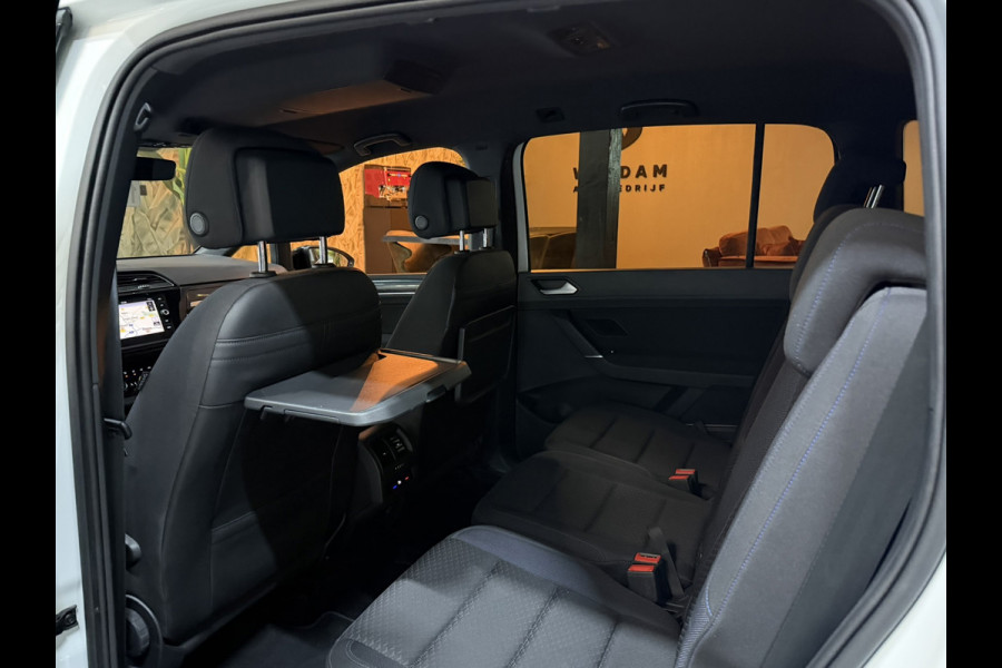 Volkswagen Touran 1.5 TSI United Garantie Trekhaak Xenon Acc Navi Stoelverwarming Rijklaar