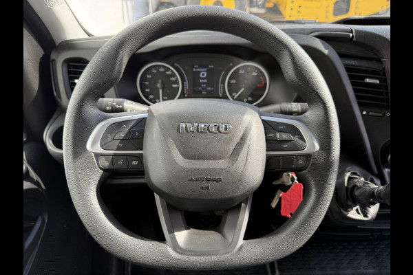 Iveco Daily 35C16 3.0 160PK Bakwagen Laadklep Zijdeur Camera Climate Control Bluetooth Luchtgeveerde stoel Meubelbak Koffer