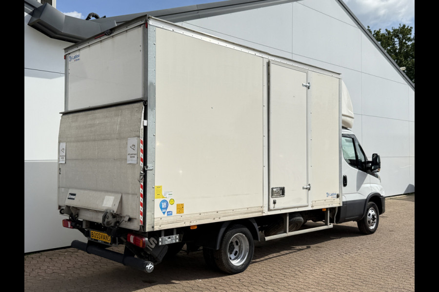 Iveco Daily 35C16 3.0 160PK Bakwagen Laadklep Zijdeur Camera Climate Control Bluetooth Luchtgeveerde stoel Meubelbak Koffer