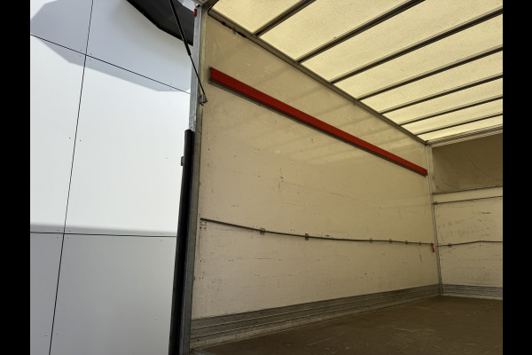 Iveco Daily 35C16 3.0 160PK Bakwagen Laadklep Zijdeur Camera Climate Control Bluetooth Luchtgeveerde stoel Meubelbak Koffer