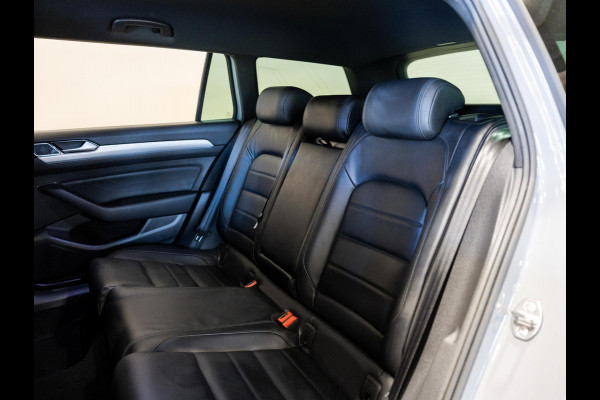Volkswagen Passat Variant 1.4 TSI PHEV GTE Business SOH 94% / 218pk / NAP / Leder / Achteruitrij camera / IQ LED /