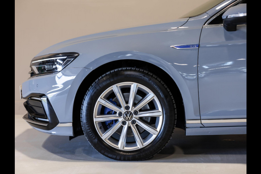 Volkswagen Passat Variant 1.4 TSI PHEV GTE Business SOH 94% / 218pk / NAP / Leder / Achteruitrij camera / IQ LED /