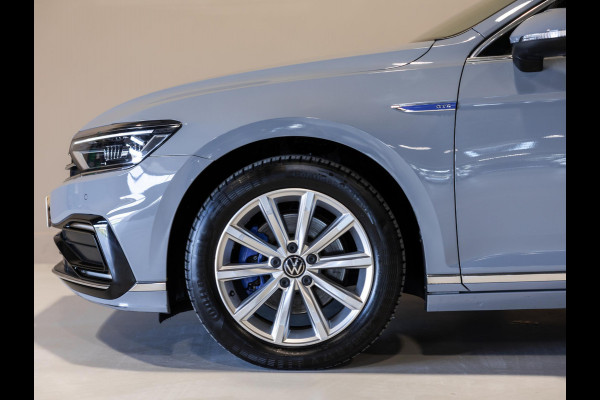 Volkswagen Passat Variant 1.4 TSI PHEV GTE Business SOH 94% / 218pk / NAP / Leder / Achteruitrij camera / IQ LED /