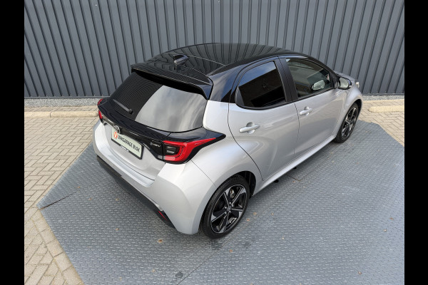 Toyota Yaris 1.5 Hybrid 130 Executive / Bi tone | Pano dak | JBL | PDC A+V | 10 jr GARANTIE | Rijklaar!!