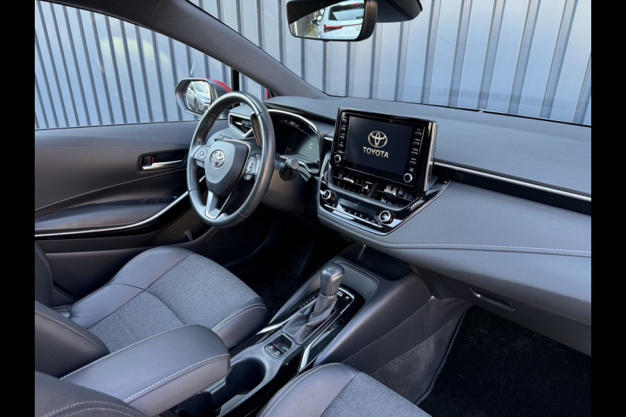 Toyota Yaris 1.5 Hybrid 130 Executive / Bi tone | Pano dak | JBL | PDC A+V | 10 jr GARANTIE | Rijklaar!!