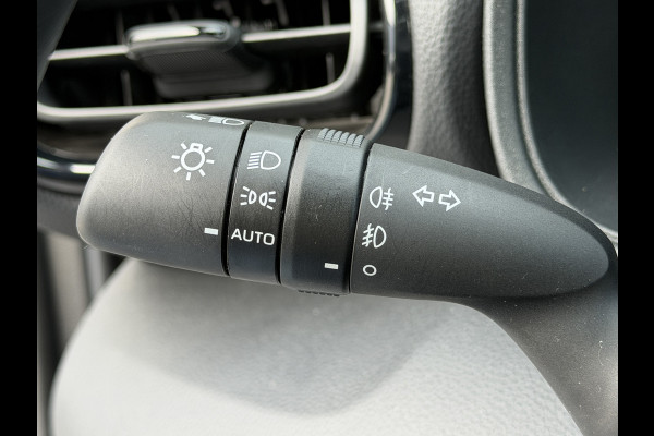 Toyota Yaris 1.5 Hybrid 130 Executive / Bi tone | Pano dak | JBL | PDC A+V | 10 jr GARANTIE | Rijklaar!!