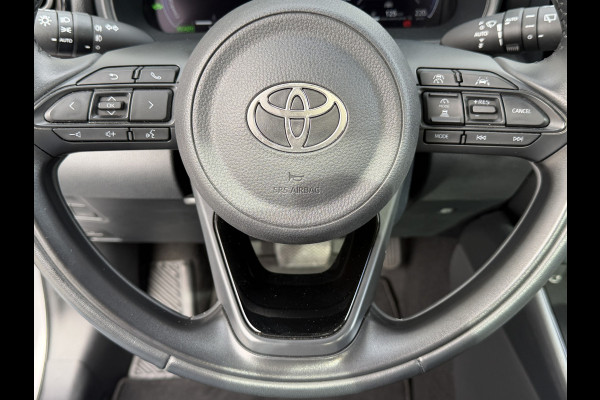 Toyota Yaris 1.5 Hybrid 130 Executive / Bi tone | Pano dak | JBL | PDC A+V | 10 jr GARANTIE | Rijklaar!!