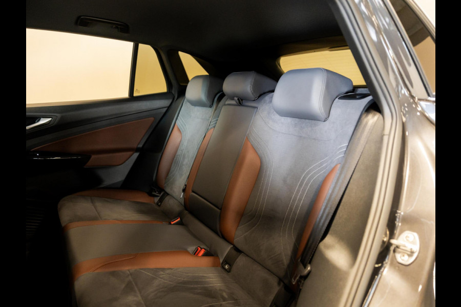 Volkswagen ID.4 Life 77 kWh SOH 90% / 204pk / NAP / Achteruitrij camera / Voorruit verwarming / Stoelverwarming /