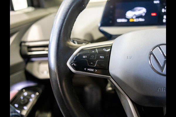 Volkswagen ID.4 Life 77 kWh SOH 90% / 204pk / NAP / Achteruitrij camera / Voorruit verwarming / Stoelverwarming /