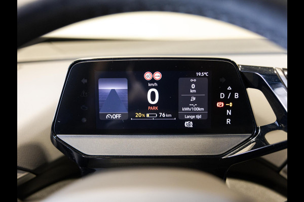 Volkswagen ID.4 Life 77 kWh SOH 90% / 204pk / NAP / Achteruitrij camera / Voorruit verwarming / Stoelverwarming /