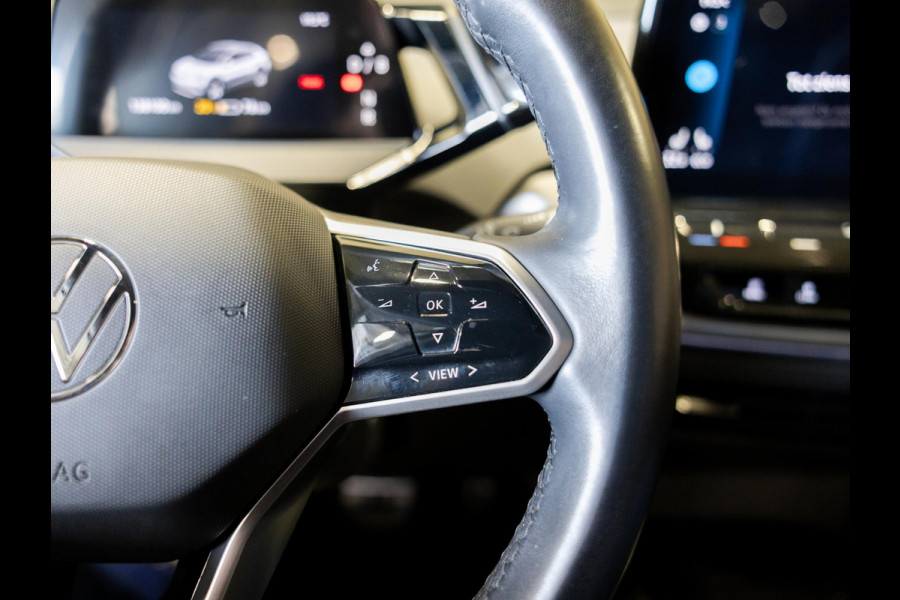 Volkswagen ID.4 Life 77 kWh SOH 90% / 204pk / NAP / Achteruitrij camera / Voorruit verwarming / Stoelverwarming /