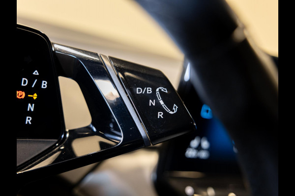 Volkswagen ID.4 Life 77 kWh SOH 90% / 204pk / NAP / Achteruitrij camera / Voorruit verwarming / Stoelverwarming /
