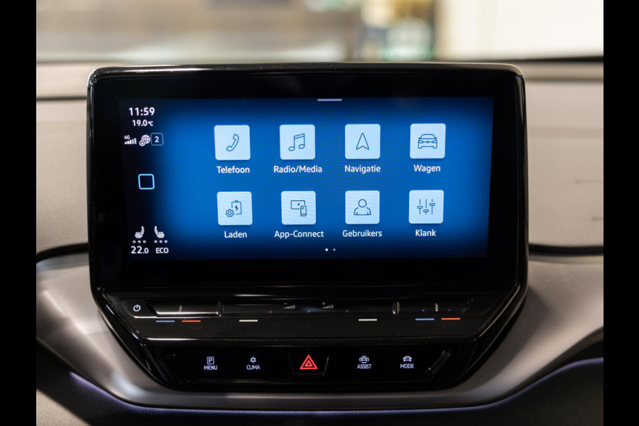 Volkswagen ID.4 Life 77 kWh SOH 90% / 204pk / NAP / Achteruitrij camera / Voorruit verwarming / Stoelverwarming /