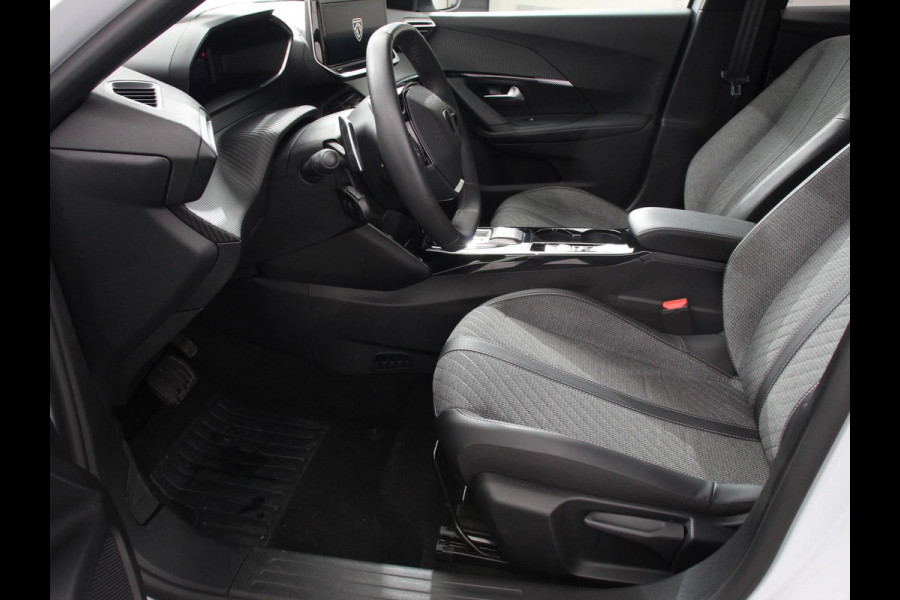 Peugeot 2008 1.2 Hybrid 136 pk Automaat Allure Navigatie Apple Carplay/Android Auto Climate Control Led Parkeer sensoren Cruise Control Stoelverwarming