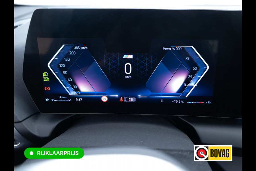 BMW 1-serie 120i M-Sport Pro pakket 170 PK | Harman Kardon | 19" LMV | Adap. onderstel | Parkeer pakket | Shadowline Led koplampen | M-Technic achterspoiler, M Sportremmen, Extra getint glas, Thundernight metallic lak, Veganza Oyster interieur