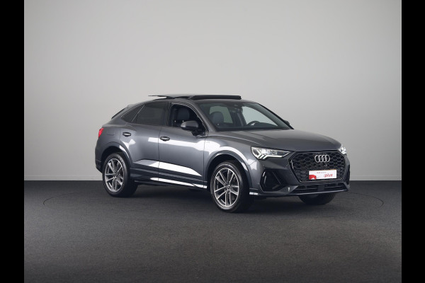 Audi Q3 Sportback 45 TFSI e S Edition 245pk | Panoramadak | Navigatie | Stoelverwarming | Afgevlakt stuurwiel | Parkeercamera