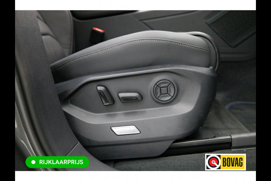 Volkswagen Touareg 3.0 TSi 4MOTION R-line 462 PK | Panoramadak | Luchtvering | Leer | Travel Assist | El.verstelbare stoel met geheugen, Wegklapbare trekhaak, Stoel- stuurverwarming, Keyless, Sfeerverlichting
