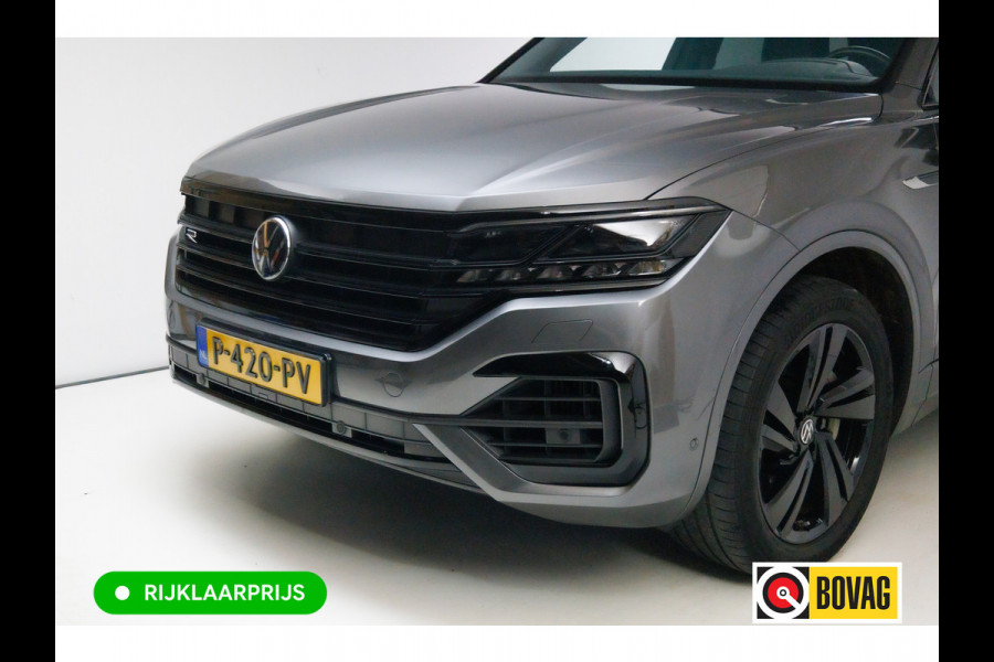 Volkswagen Touareg 3.0 TSi 4MOTION R-line 462 PK | Panoramadak | Luchtvering | Leer | Travel Assist | El.verstelbare stoel met geheugen, Wegklapbare trekhaak, Stoel- stuurverwarming, Keyless, Sfeerverlichting