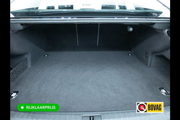 Audi A6 Limousine 50 TFSI e quattro S-Line | Panoramadak | Voorstoelen- & achterbank verwarmd | Camera | Adaptieve Cruise | Electrische trekhaak, Electrische achterklep, Matrix Led