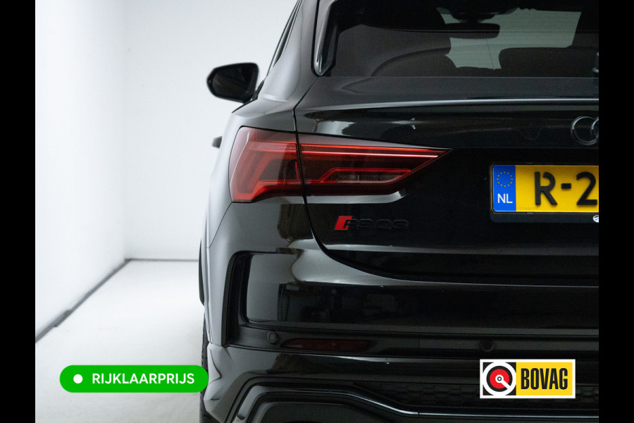 Audi RS Q3 Sportback RSQ3 2.5 TFSI Quattro | Ruitjesleer | Panoramadak | Adaptive cruise | Wegklapbare trekhaak | Sonos | Navigatie El.verstelbare stoelen met stoelverwarming, Carplay/Android auto, 360 camera, Electrische achterklep