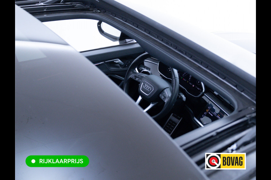 Audi RS Q3 Sportback RSQ3 2.5 TFSI Quattro | Ruitjesleer | Panoramadak | Adaptive cruise | Wegklapbare trekhaak | Sonos | Navigatie El.verstelbare stoelen met stoelverwarming, Carplay/Android auto, 360 camera, Electrische achterklep