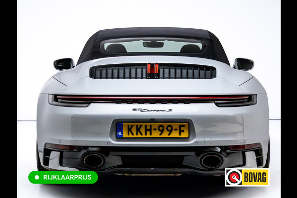 Porsche 911 Cabrio 3.0 Carrera S 451 PK | Sportdesign zwart | Sportuitlaat | Sport Chrono | Stoel verw. & ventilatie | Porsche approved gara Stuurbekr. plus, PASM, PTV Plus, Kl. 3 & 5 alarm, Sportstoelen plus, Ambienteverl., Leer pakket, Ijsgrijs metallic