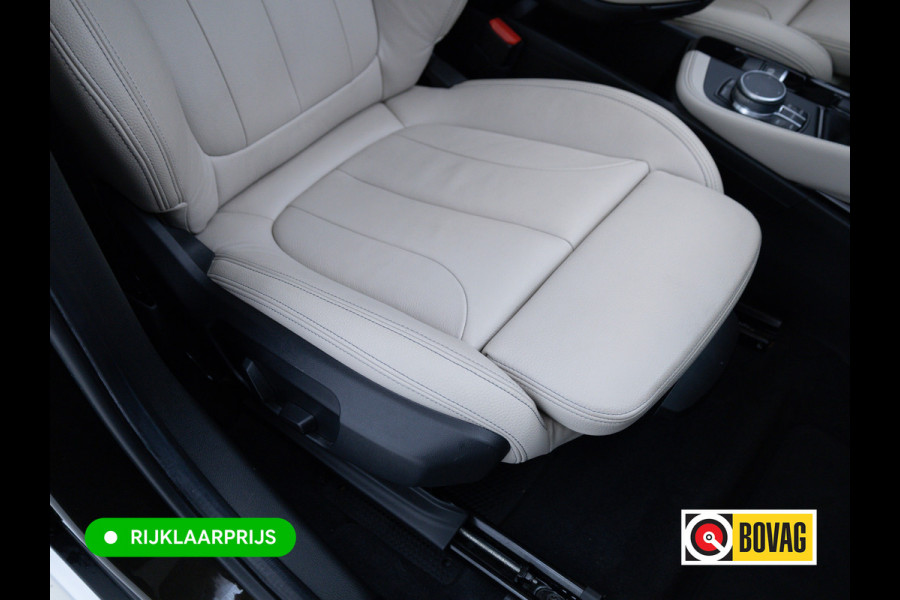 BMW X1 sDrive20i High Exec. X-Line | Afn. trekhaak | Panoramadak | Elec. verst stoel met geheugen | Camera | Elec. achterklep | Navigatie, Stoelverwarming, Headup, Climate control
