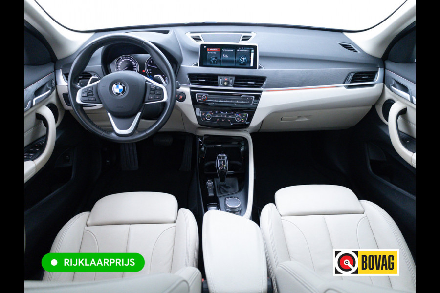 BMW X1 sDrive20i High Exec. X-Line | Afn. trekhaak | Panoramadak | Elec. verst stoel met geheugen | Camera | Elec. achterklep | Navigatie, Stoelverwarming, Headup, Climate control