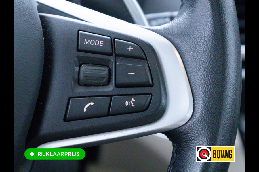 BMW X1 sDrive20i High Exec. X-Line | Afn. trekhaak | Panoramadak | Elec. verst stoel met geheugen | Camera | Elec. achterklep | Navigatie, Stoelverwarming, Headup, Climate control