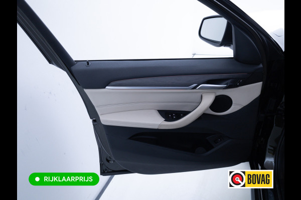 BMW X1 sDrive20i High Exec. X-Line | Afn. trekhaak | Panoramadak | Elec. verst stoel met geheugen | Camera | Elec. achterklep | Navigatie, Stoelverwarming, Headup, Climate control