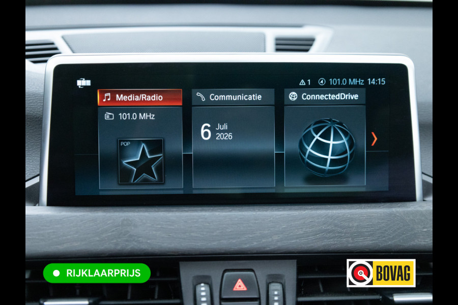 BMW X1 sDrive20i High Exec. X-Line | Afn. trekhaak | Panoramadak | Elec. verst stoel met geheugen | Camera | Elec. achterklep | Navigatie, Stoelverwarming, Headup, Climate control