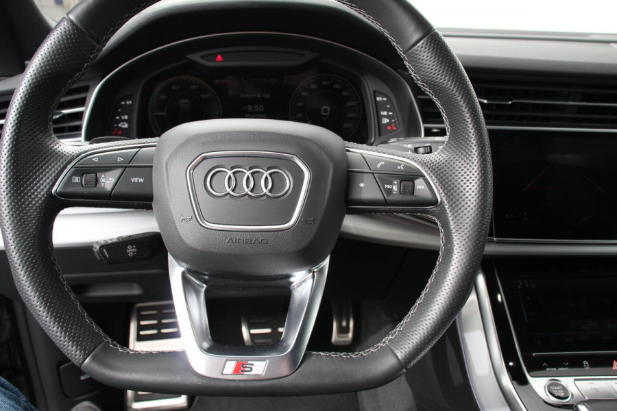Audi Q8 55 TFSI e PHEV quattro Pro Line S-Line 3* S-Line Leder B&O Trekhaak Elektrisch Luchtvering Led Dab Led Blackpack Stoelverwarming Stoelverkoeling Camera