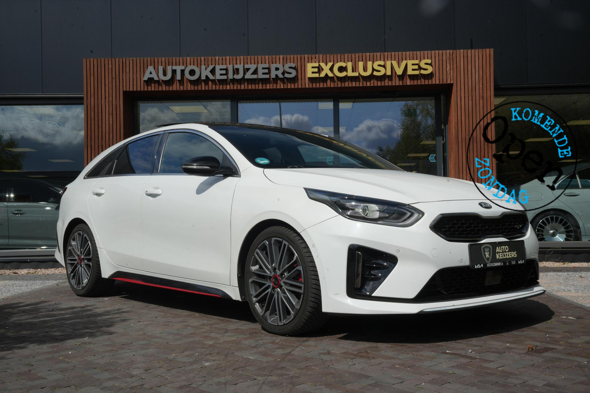 Kia ProCeed 1.6 T-GDI GT Panoramadak JBL Sportstoelen Camera Lane Assist