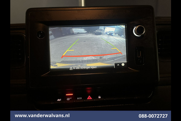 Renault Master 2.3 dCi 180pk L2H2 Euro6 Airco | Camera | Navigatie | LM Velgen | Cruisecontrol | LED Sidebars, 2500kg Trekhaak, Parkeersensoren, Bijrijdersbank