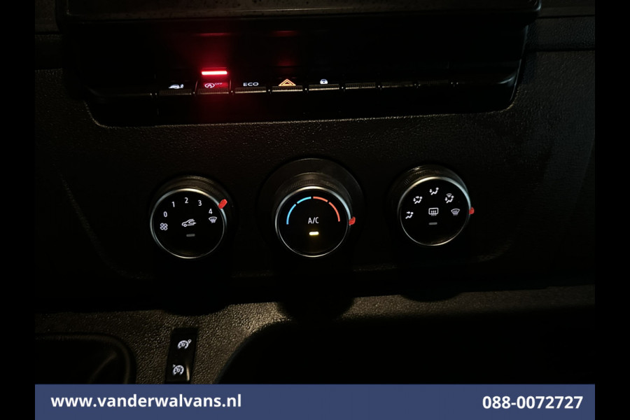 Renault Master 2.3 dCi 180pk L2H2 Euro6 Airco | Camera | Navigatie | LM Velgen | Cruisecontrol | LED Sidebars, 2500kg Trekhaak, Parkeersensoren, Bijrijdersbank