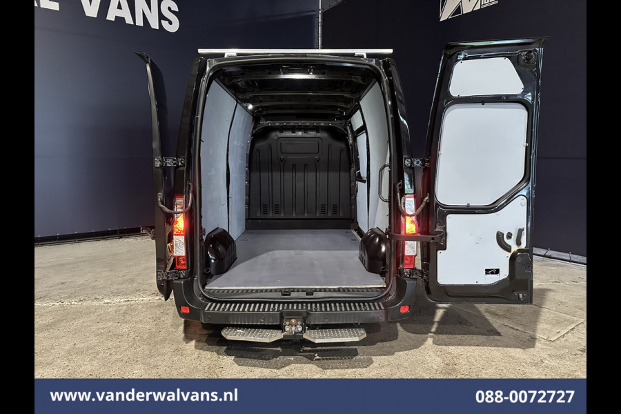 Renault Master 2.3 dCi 180pk L2H2 Euro6 Airco | Camera | Navigatie | LM Velgen | Cruisecontrol | LED Sidebars, 2500kg Trekhaak, Parkeersensoren, Bijrijdersbank