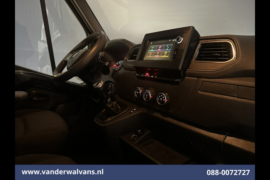Renault Master 2.3 dCi 180pk L2H2 Euro6 Airco | Camera | Navigatie | LM Velgen | Cruisecontrol | LED Sidebars, 2500kg Trekhaak, Parkeersensoren, Bijrijdersbank