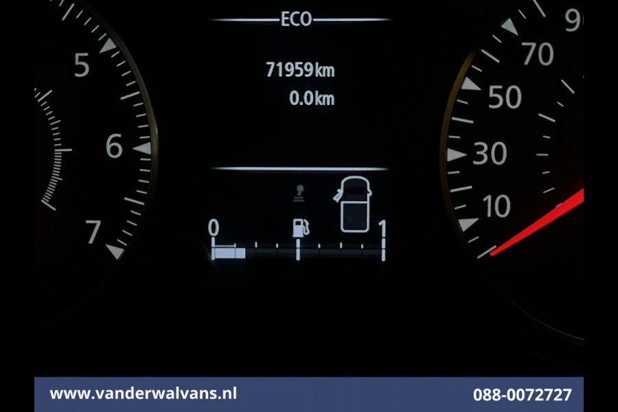 Renault Master 2.3 dCi 180pk L2H2 Euro6 Airco | Camera | Navigatie | LM Velgen | Cruisecontrol | LED Sidebars, 2500kg Trekhaak, Parkeersensoren, Bijrijdersbank