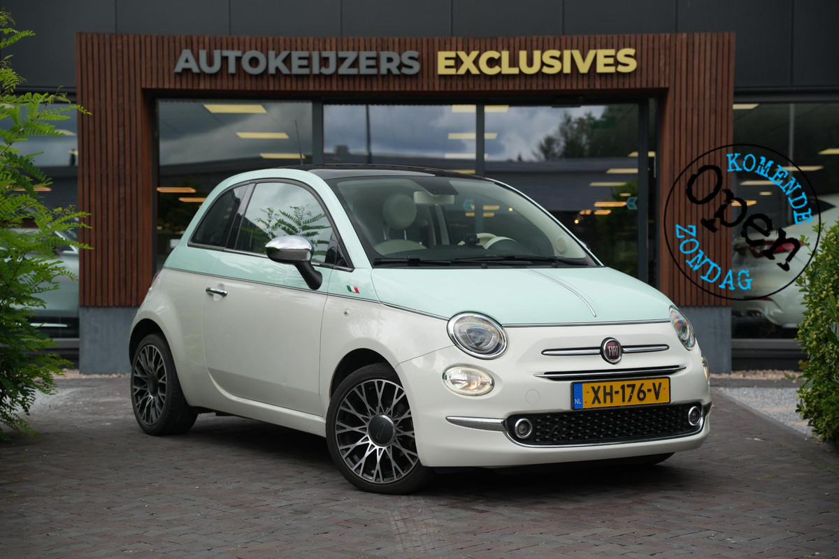 Fiat 500 0.9 TwinAir Turbo Collezione Panoramadak Airco Cruise Uconnect 16”LM Two Tone