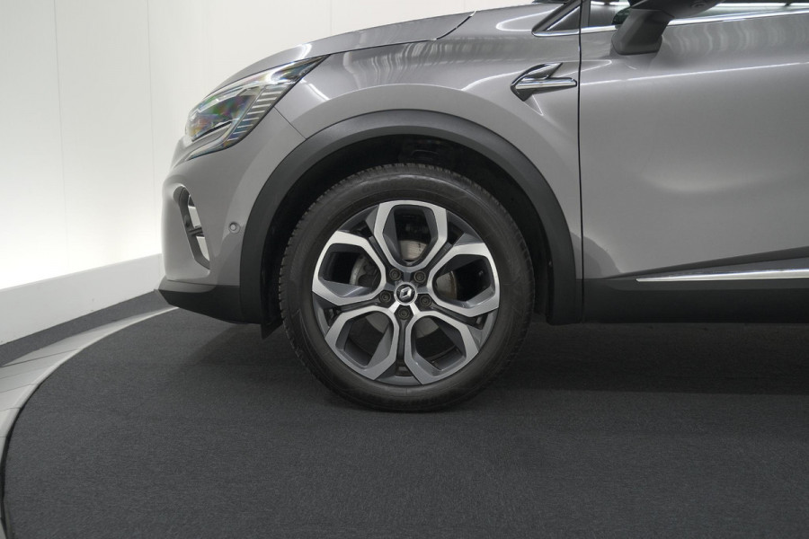 Renault Captur Mild Hybrid 140 EDC Techno | 360 Camera | Groot scherm | Stoelverwarming | Parkeersensoren | Allseason banden