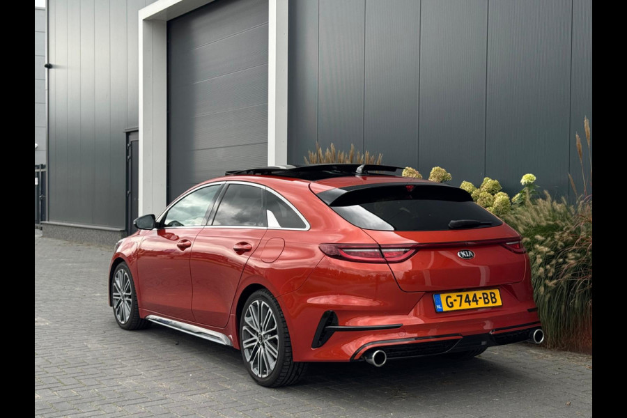 Kia ProCeed 1.4 T-GDI GT-PlusLine FULL PANO|LEDER|MM SEATS|LED